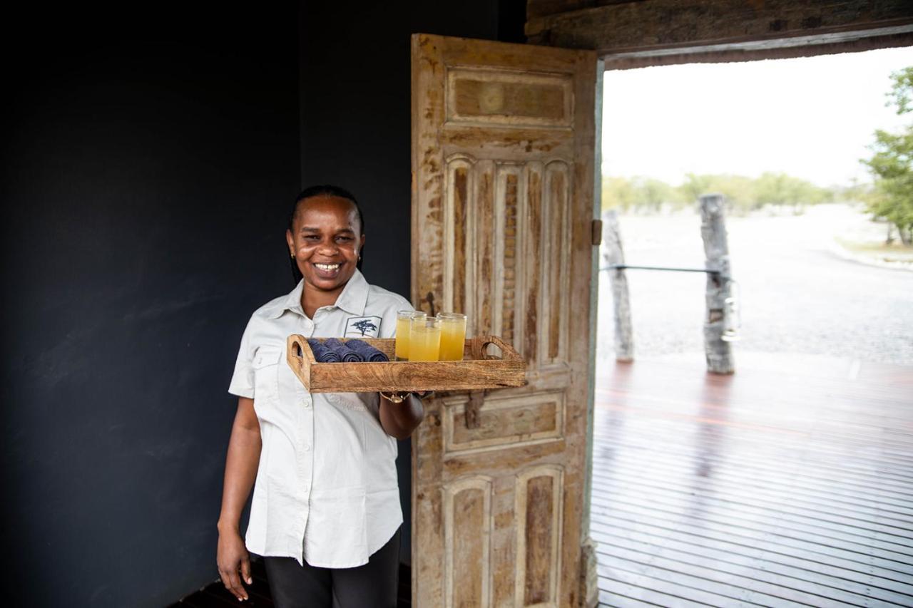 Etosha Oberland Lodge Okaukuejo Exterior foto